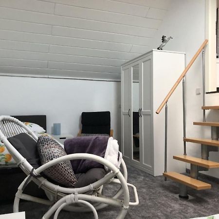 Ferienwohnung Auf Denkmalgeschuetztem Sturmhof Grefrath Bagian luar foto